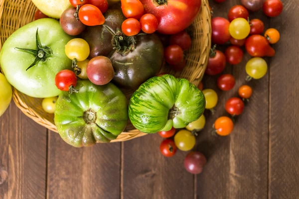 Frische Tomaten als Erbstück — Stockfoto