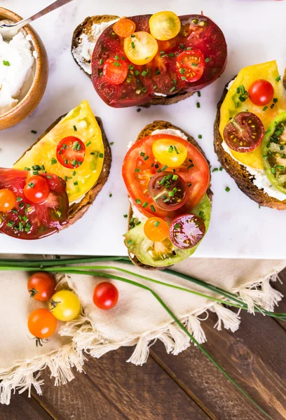 Heirloom Tomatoes sandwiches — Stock Photo, Image