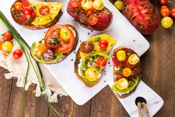 Heirloom Tomatoes sandwiches — Stock Photo, Image