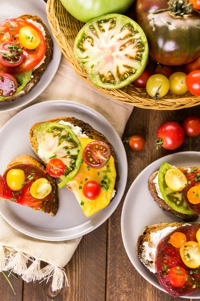 Heirloom Tomatoes sandwiches — Stock Photo, Image