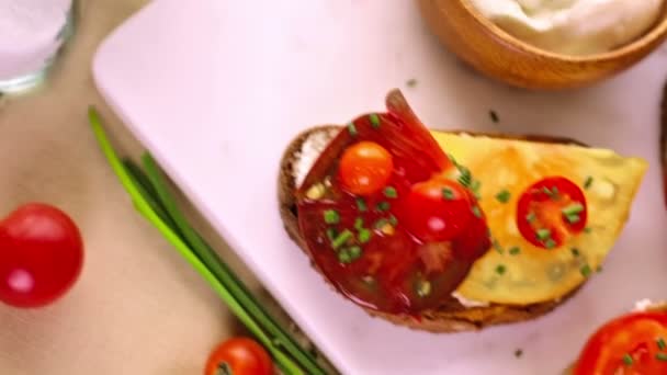 Herencia Sandwiches de tomates — Vídeos de Stock