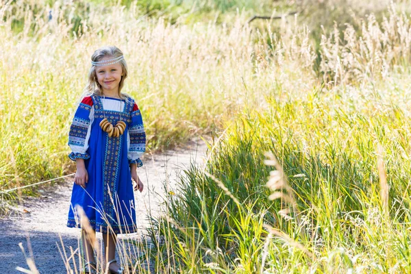 Little girl in Russian costume — Stock Photo, Image