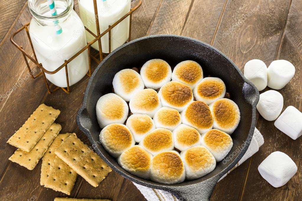 Smores dip with large marshmallows Stock Photo by ©urban_light 80711724