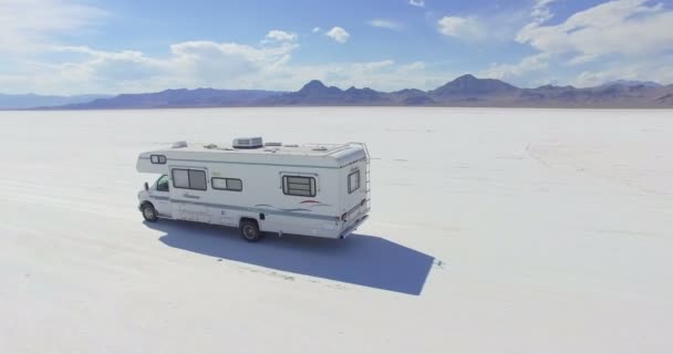 Area sosta camper Bonneville Salt Flats — Video Stock