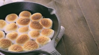Smores daldırma ve marshmallow