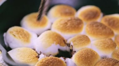 Smores daldırma ve marshmallow