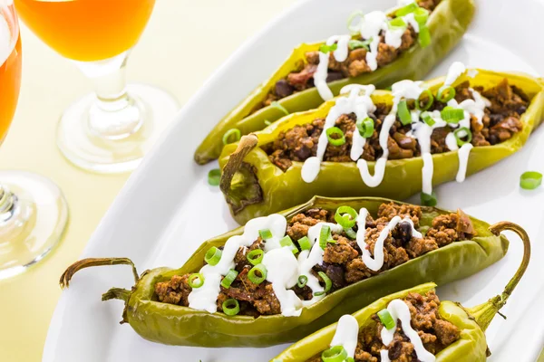 Chipotle beef and bean stuffed chile peppers — Stok Foto