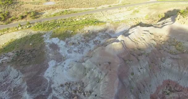 Bergen på Grand Mesa Scenic Byway nära Grand Junction — Stockvideo