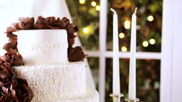 Gâteau de mariage gros plan — Video