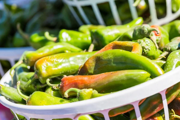 Green Chili peppers — Stock Photo, Image