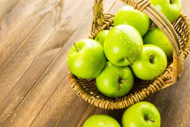 Organik Granny Smith elma