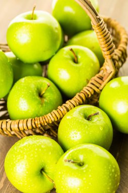 Organik Granny Smith elma