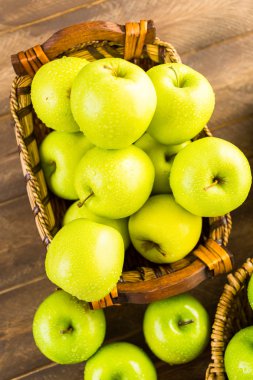 organik elma sepetleri