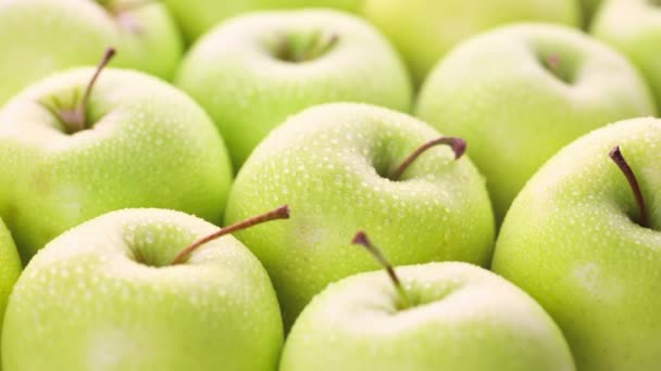 Organic green apples — Stock Video