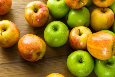 Organik elma tablo