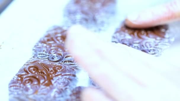 Faire des truffes épicées Maya gourmandes  