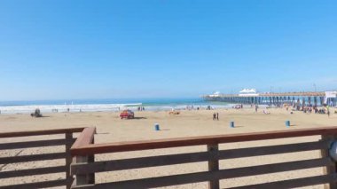 Pismo Beach, California, ABD-5 Aralık 2022-Pismo Beach 2022 ISA Dünya Para Sörf Şampiyonası 'na ev sahipliği yaptı..