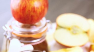 ev yapımı elma ezmesi