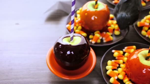 Candy appels voor Halloween — Stockvideo