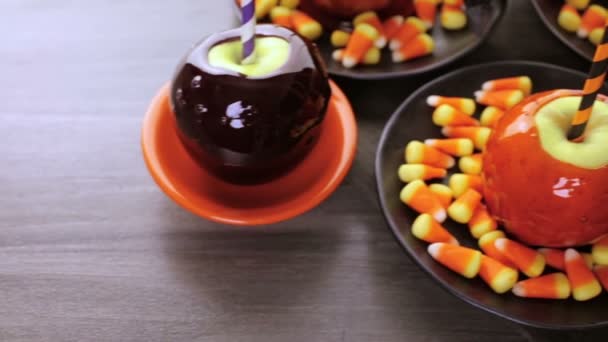 Pommes à bonbons pour Halloween — Video