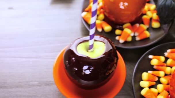 Maçãs doces de Halloween — Vídeo de Stock