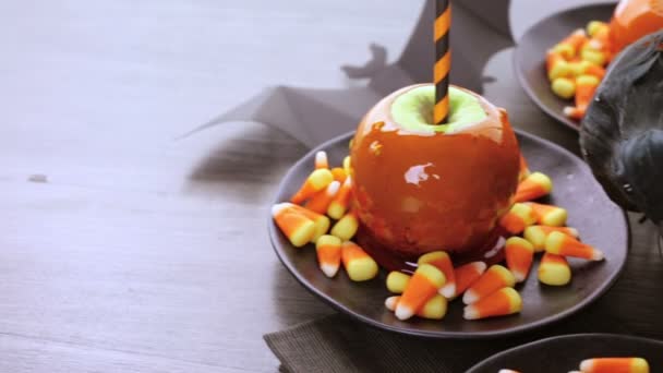 Candy appels voor Halloween — Stockvideo