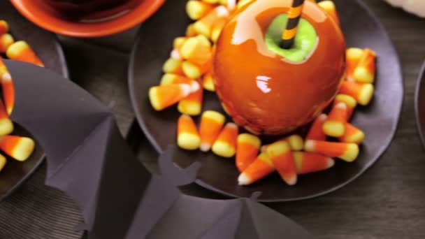 Candy appels voor Halloween — Stockvideo