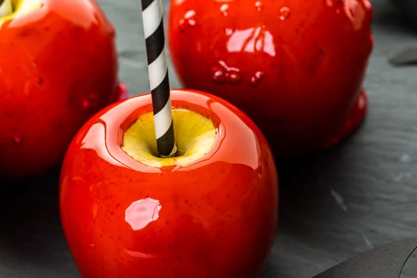 Handmade red candy apples — Stock Photo, Image