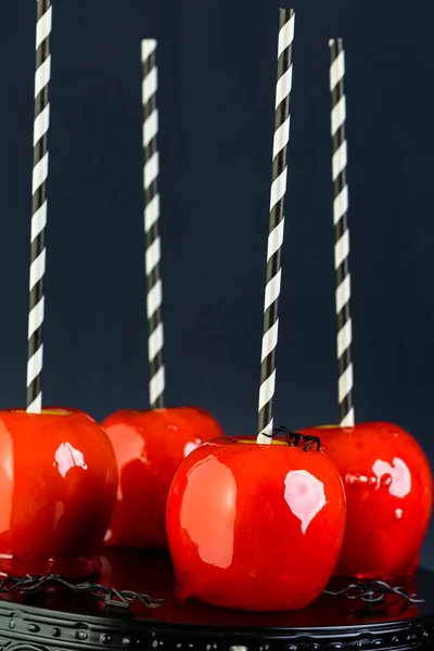 Handgemachte Bonbonäpfel — Stockfoto