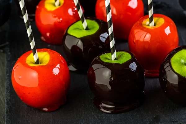 Handgemachte Bonbonäpfel — Stockfoto