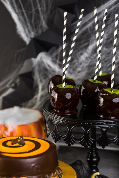 Candy apples for Halloween party — Stock Photo, Image