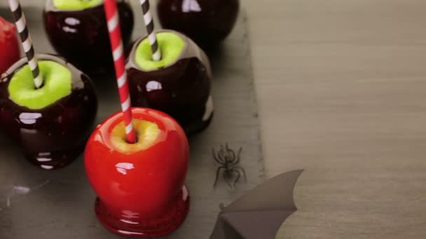 Candy appels voor Halloween party — Stockvideo