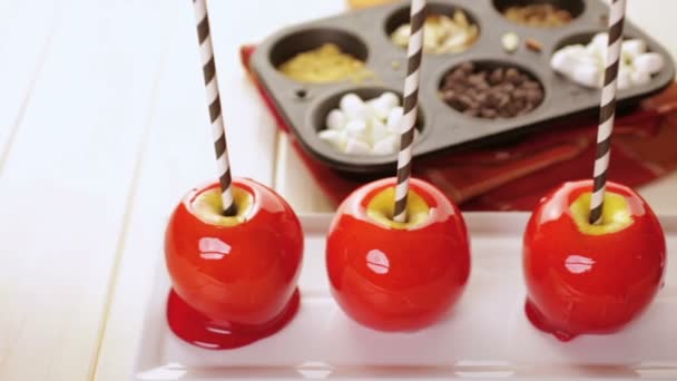 Handmade red candy apples — Stock Video