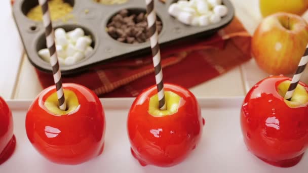 Handmade red candy apples — Stock Video