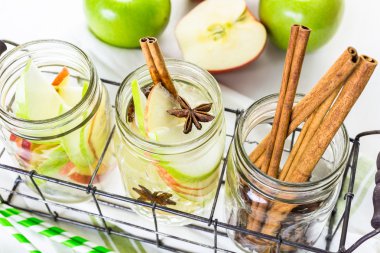 İnfüzyon elma suyu