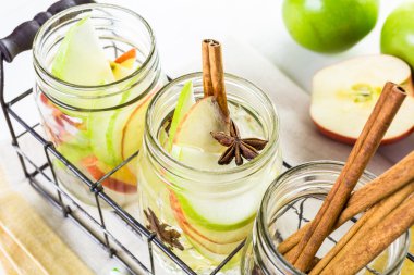 İnfüzyon elma suyu