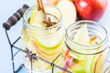 İnfüzyon elma suyu