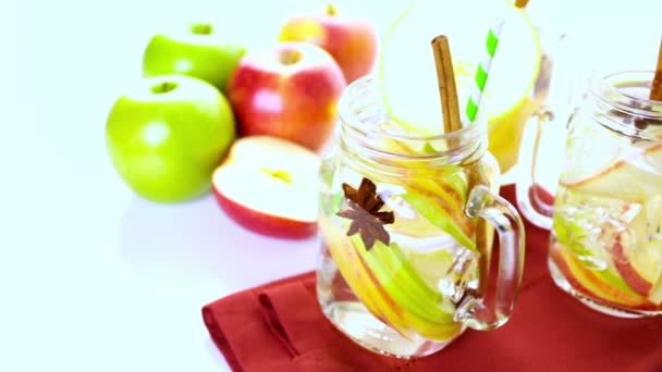 Infused apple water — Stock Video