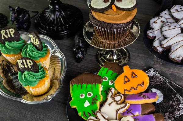 Food table for Halloween party — Stock Photo, Image