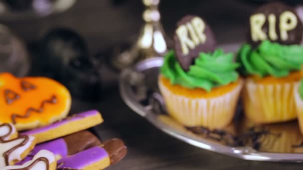 Arrangement de table pour fête d'Halloween — Video