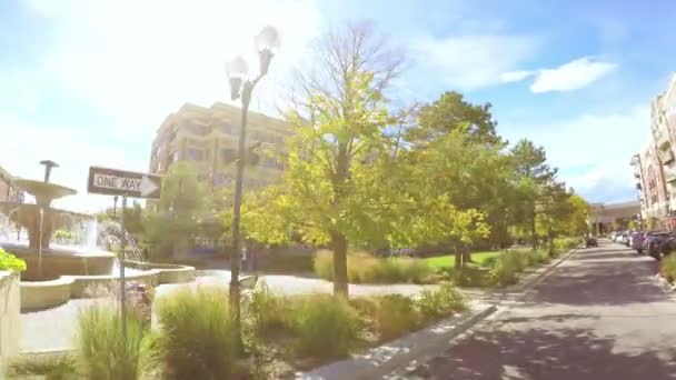 Southglenn で公園内の噴水 — ストック動画