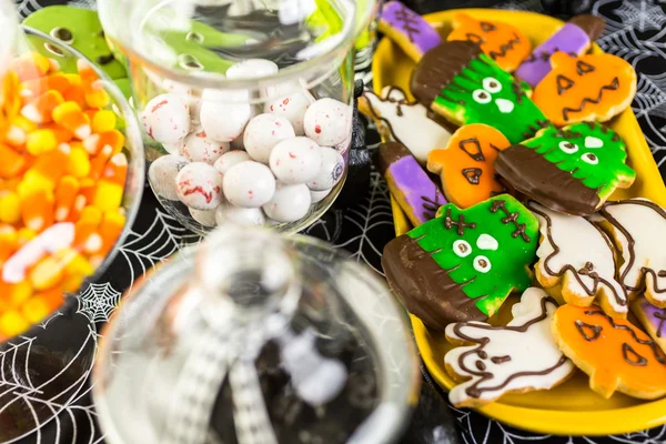 Variety of  Halloween treats — Stock Photo, Image