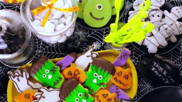 Variété de friandises d'Halloween — Video