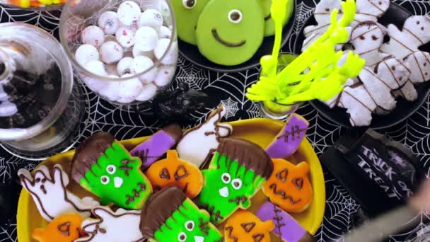 Varietà di dolcetti di Halloween — Video Stock