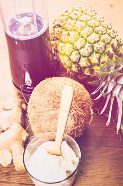 Taze yapılmış ananas Kızıl yüzlü