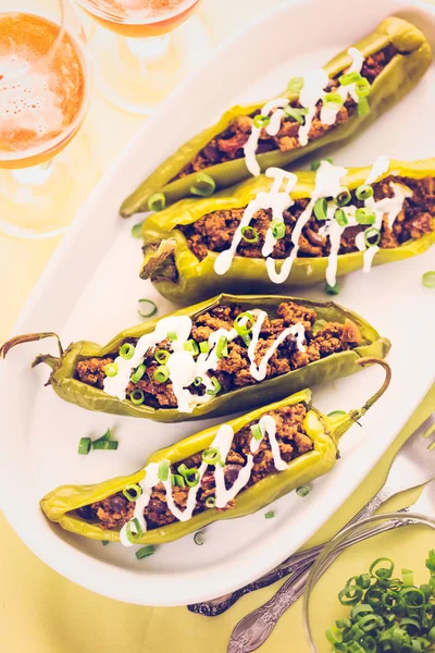 Chipotle beef & bean stuffed chili peppers — Stok Foto