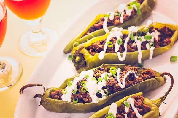 Chipotle beef & bean stuffed chili peppers — Stok Foto