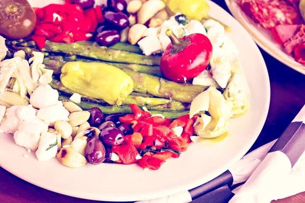 Appetizers plate, Vegetarian antipasto — Stock Photo, Image