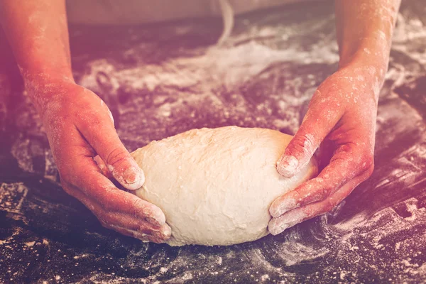 Artisan zuurdesem brood. — Stockfoto