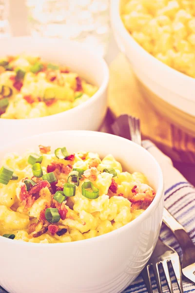 Macarrones y queso vista —  Fotos de Stock